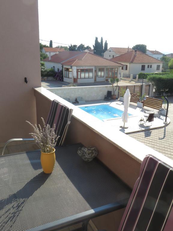 Antonija Apartments With Pool Биоград на Мору Екстериор снимка