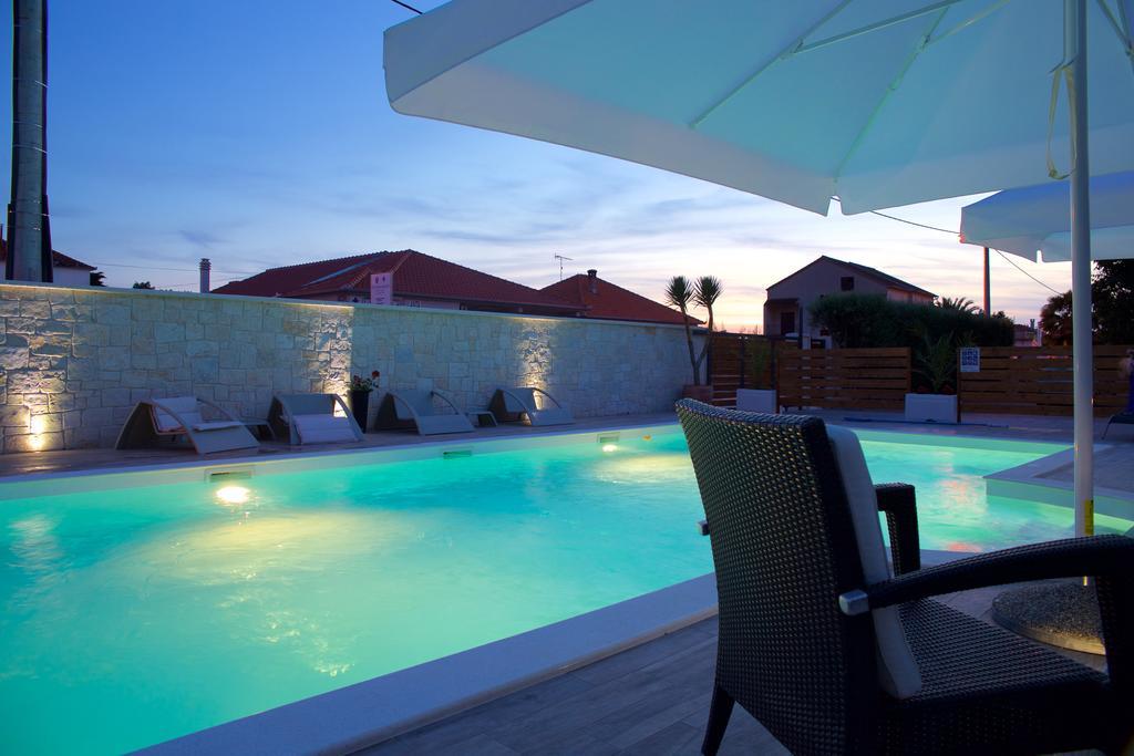 Antonija Apartments With Pool Биоград на Мору Екстериор снимка